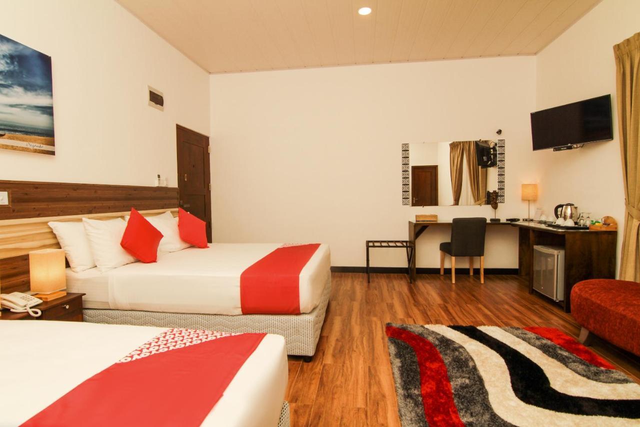 Clove Transit Hotel Kotugoda Екстер'єр фото