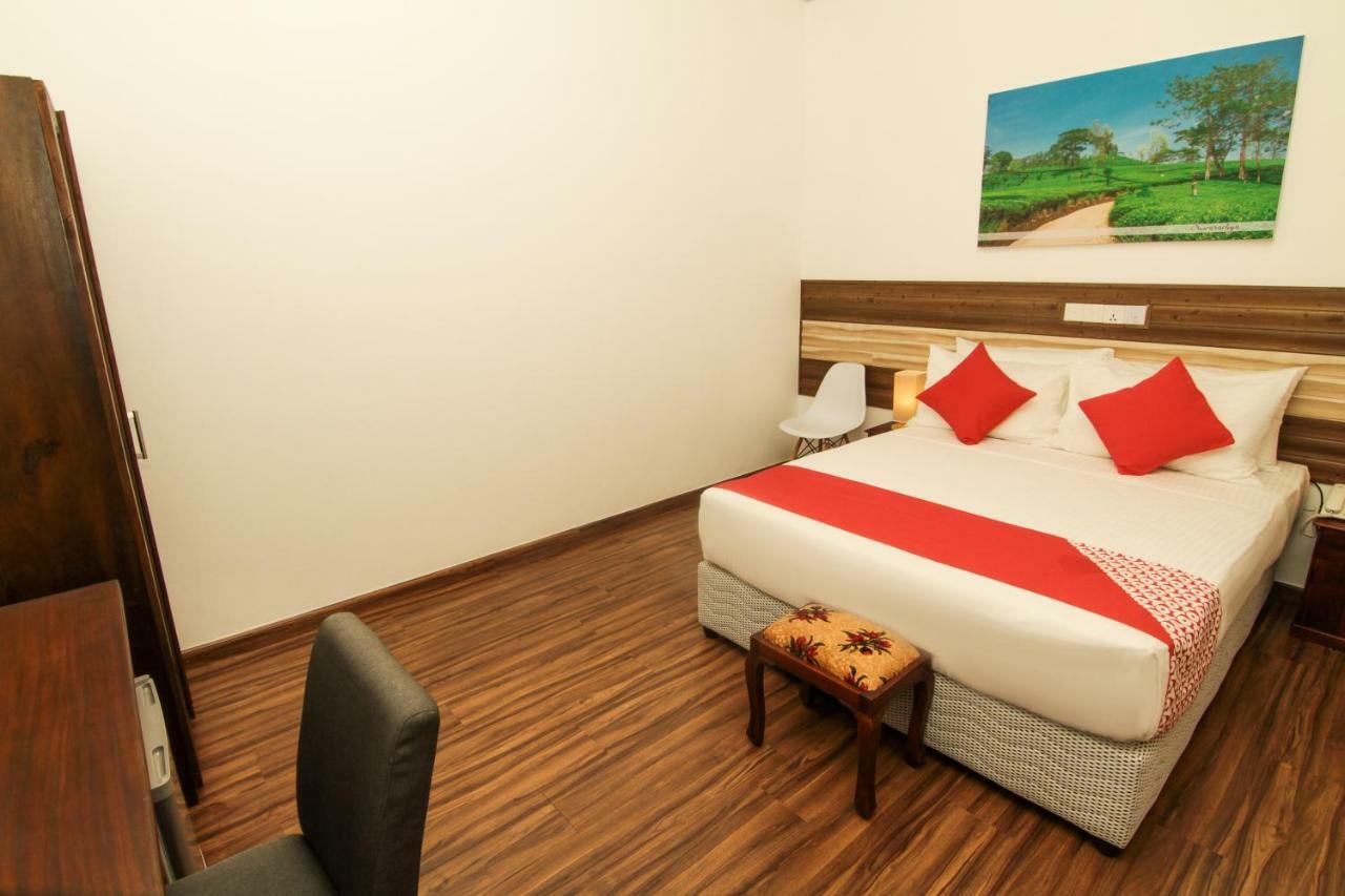 Clove Transit Hotel Kotugoda Екстер'єр фото