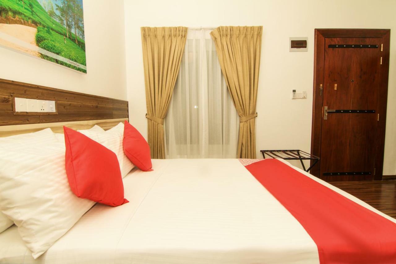 Clove Transit Hotel Kotugoda Екстер'єр фото
